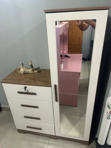 Cômoda com espelho Novo a pronta entrega