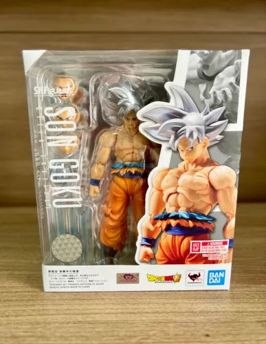 Goku Ultra Instinct - SH Figuarts - Dragon Ball Super - Original Bandai