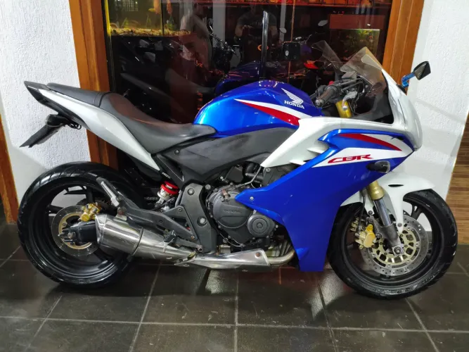 HONDA CBR 600 F 2014 IMPECÁVEL 