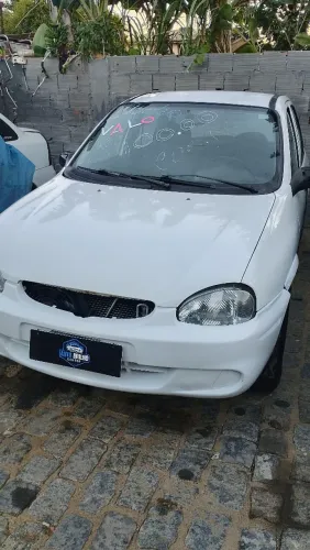 Vendo ou troco Corsa 2000 4 portas