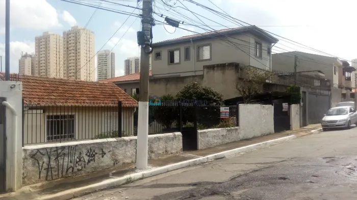 Terreno plano, 17x30 , 510m² na Saúde e São Judas