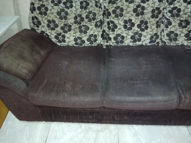 Vende-se sofá 3 lugares