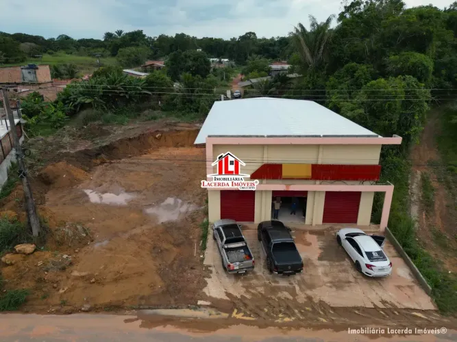 Galpão no Iranduba possui 600m² em Centro - Iranduba - AM