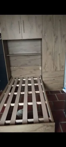 Guarda roupa + cama imbutida solteiro