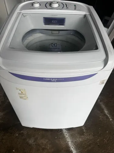 Máquina de lavar 15kg funcionando perfeitamente