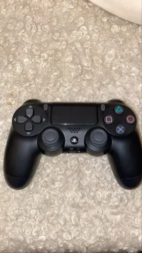 Vendo ou troco ps4 por iPhone