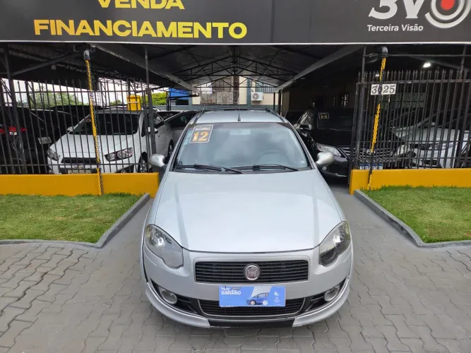 Fiat Strada Sporting 1.8 Flex 16V CE 2012