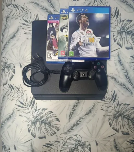 PS4 SLIM + CONTROLE ORIGINAL + 3 JOGOS MÍDIA FÍSICA