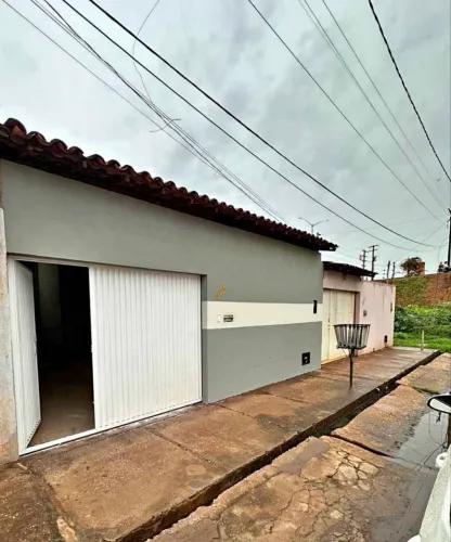 Vendo casa em MARITUBA. mh