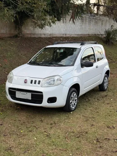 Fiat Uno Vivace 1.0 EVO Fire Flex 8V 3P 2014