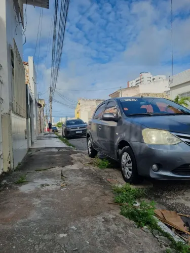 Toyota Etios XS 1.3 Flex 16V 5P Mec. 2013