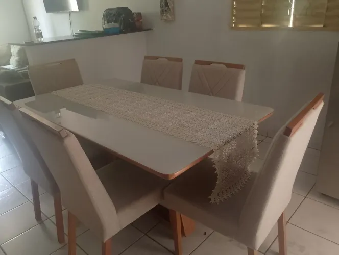 Mesa 6 cadeiras tampo de vidro