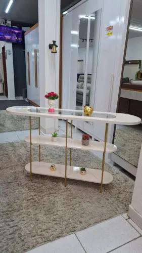 Aparador 100%MDF com aço dourado 1.35M