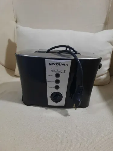 Torradeira Britânia 
