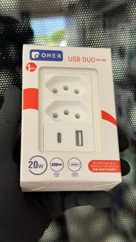 Tomada de Parede Dupla com USB e USB-C Turbo 20W - Bivolt One-X