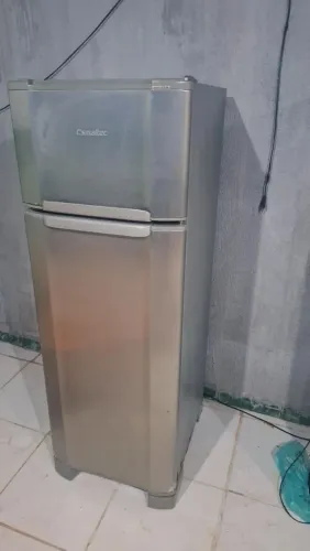 Geladeira dúplex faço entrega