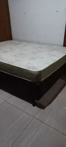 Conjunto box com colchão casal - Usado