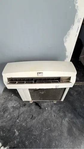 VENDO DOIS AR CONDICIONADO