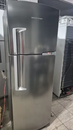 Vende-se geladeira Brastemp duplex Frost Free Brastemp inox.
