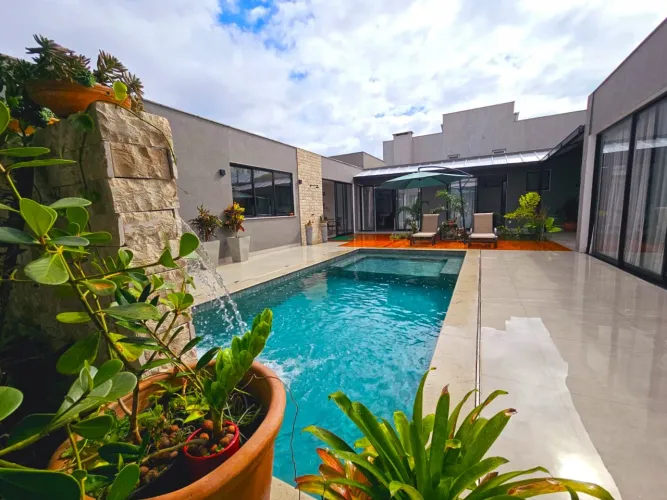 Casa Alto Padrão para Venda em Porto Seguro, porto seguro, 3 dormitórios, 3 suítes, 1 banh