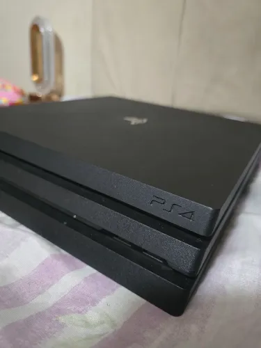 Ps4 pro (leia a descrição)