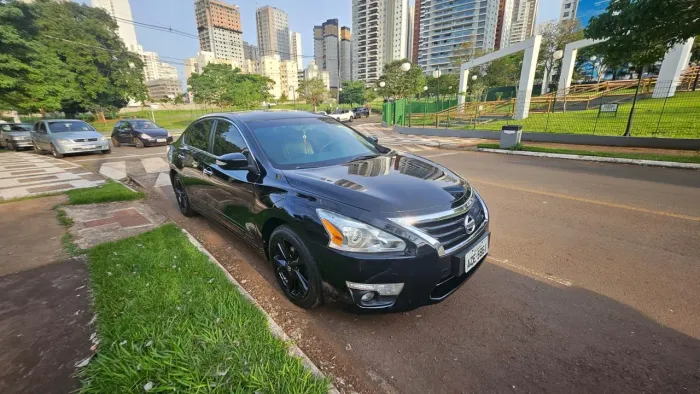 Nissan Altima SL 2.5 16V 4P Aut. 2014