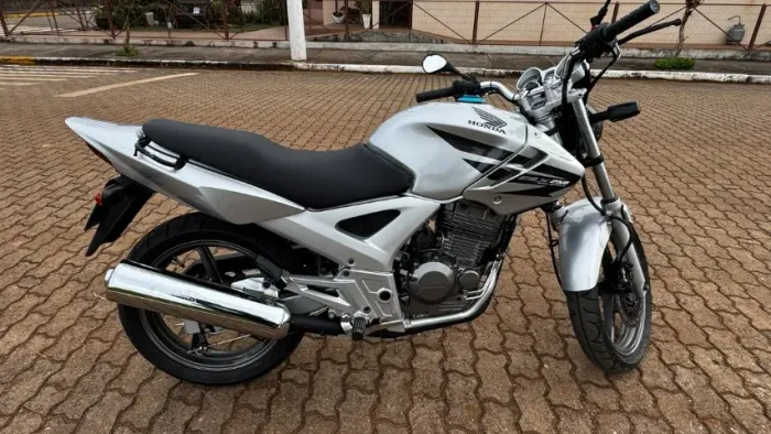 HONDA CBX 250 TWISTER 2007 - RESTAURAÇÃO COMPLETA - IMPECÁVEL