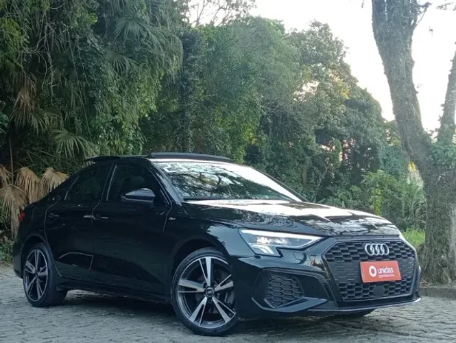 Audi A3 Sed. Perform. Black 2.0 TFSI S-tronic 2023