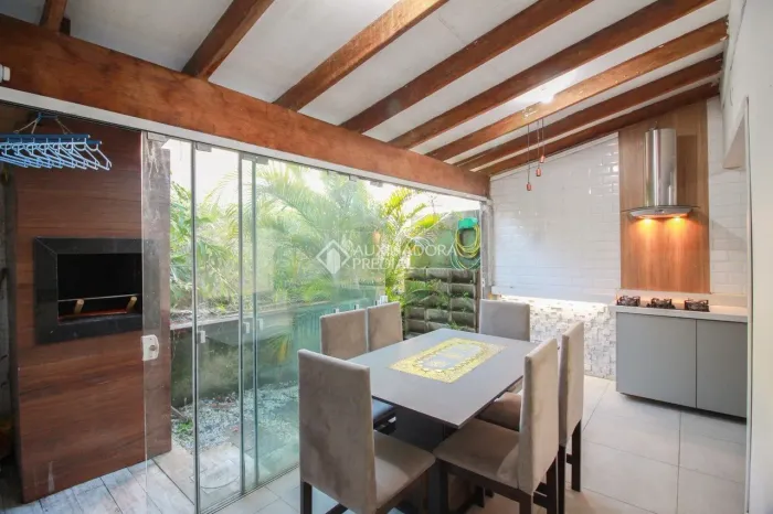 Casa de condomínio à venda no bairro Terra Nova com 51m² e 2 dormitórios/quartos.