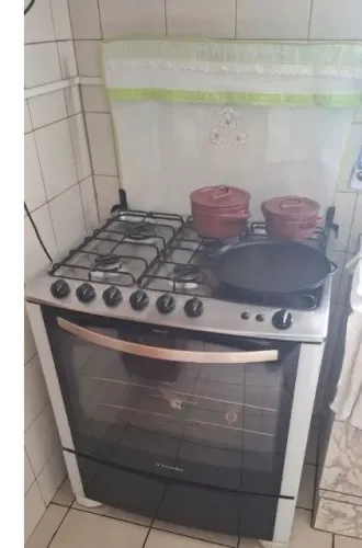 Fogão 6 bocas + gás 13kg+ Suggar