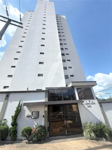 Apartamento com 3 quartos para locação em Castelinho - SP