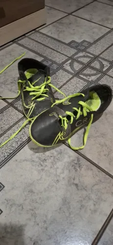 Chuteira verde mercurial 37/38