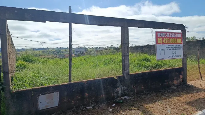 TERRENO EXCLUSIVO COM VISTA PRIVILEGIADA CENTRO / BAIRRO PORTAL DO LAGO