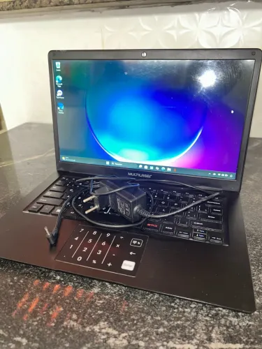 Vendo notebook Multilaser , funcionando tudo perfeitamente.