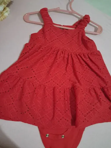 Vendo roupa de bebê