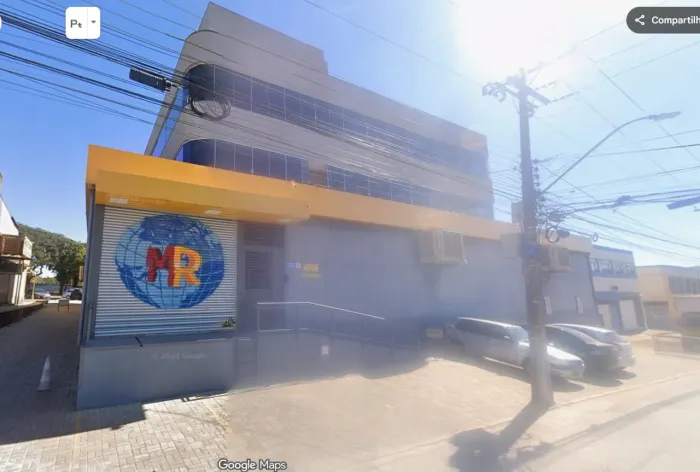 Alugamos apartamento na quadra 13, Cl 04, frente à rodoviária Sobradinho 1.