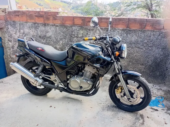 Cb 500