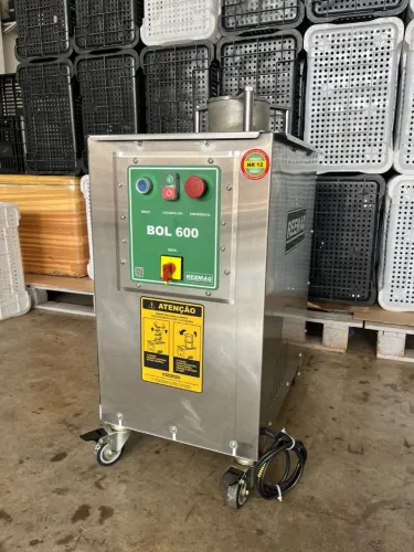 ? Boleadora Reemaq BOL 600 Seminova - Pouco Uso - R$13.500