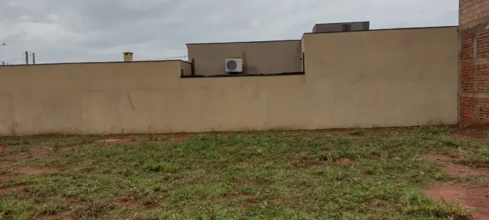 Imóvel para venda possui 450 metros quadrados em Condomínio Aldeia dos Lagos - Icém - SP