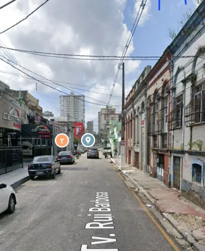 Casa à Venda com arquitetura histórica no Centro de Belém.