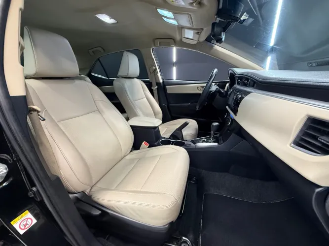 Toyota Corolla Altis 2.0 Flex 16V Aut. 2017