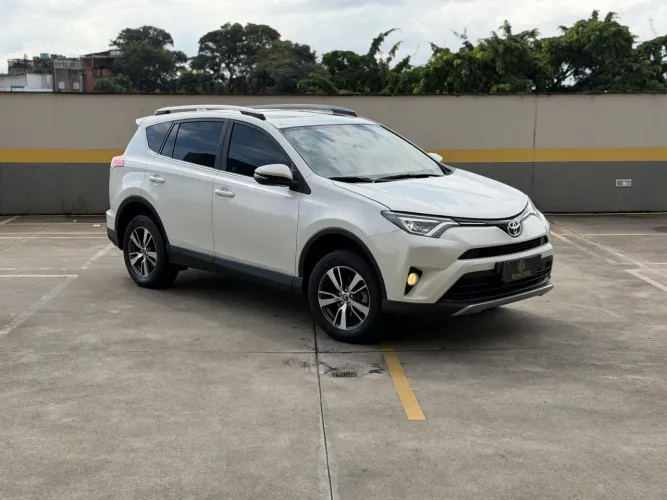 Toyota RAV4 2.0 Top 4X2 16V Aut. 2018