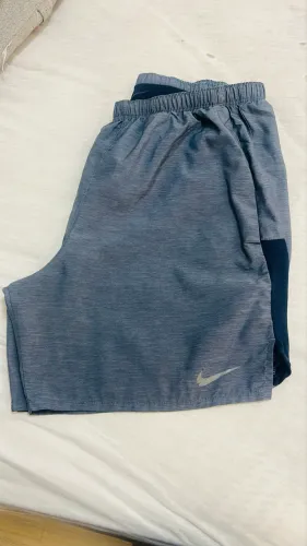 Vendo Short NIKE original 