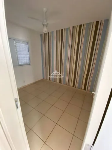 Apartamento com 2 quartos para alugar, 41 m² por R$ 700/mês - Parque dos Pinus - Ribeirão 