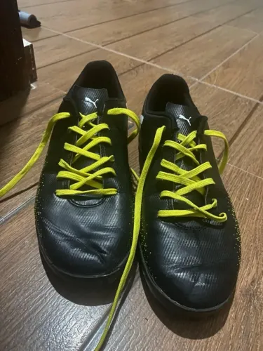 Chuteira de Society Puma
