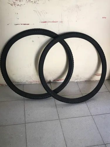 Par de pneus para aro 29
