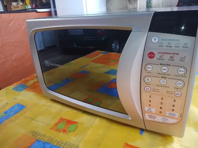 Micro-ondas Electrolux 20 litros