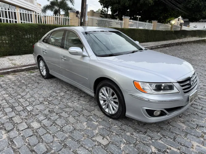 Hyundai Azera GLS 3.3 V6 24V 4P Aut. 2011
