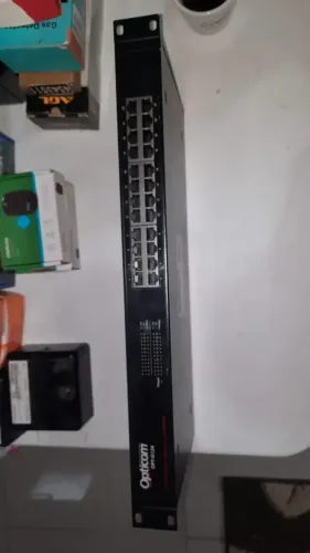 Switch Opticom Communications 24 Portas Rj-45 Opt-g124 