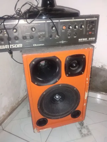 Vende-se um som